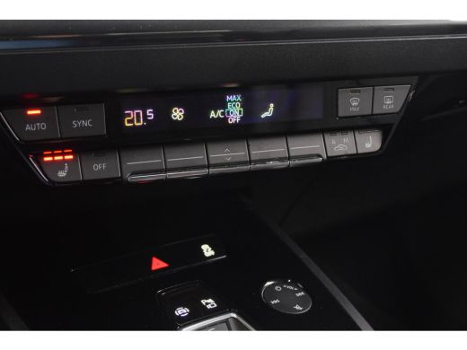 Audi Q4 e-tron 40 / 2x S-line/ Adaptive Cruise Control/ Virtual Cockpit/ Panoramadak/ 150kW (204PK) ActivLease financial lease