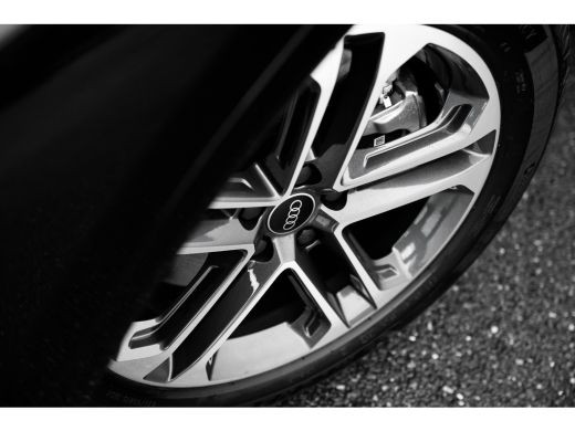 Audi Q5 S edition | Audi virtual cockpit | Comfortsleutel | Exterieurpakket zwart ActivLease financial lease