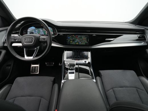 Audi Q8 55 TFSI e quattro 395pk Pro Line S-Line Navigatie Stoelverwarming Luchtvering Carplay 52 ActivLease financial lease