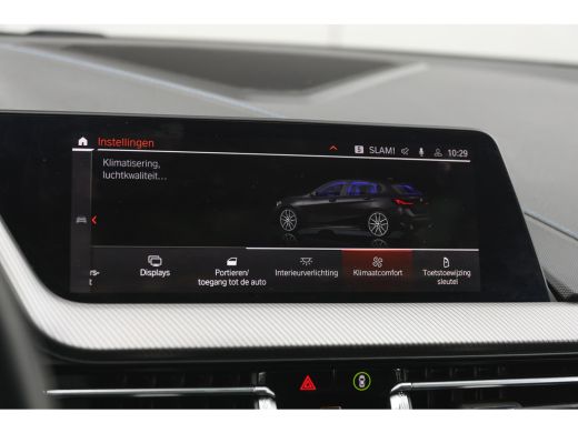 BMW 1 Serie 118i High Executive M Sport Automaat / Panoramadak / Achteruitrijcamera / Comfort Access / Adapti... ActivLease financial lease