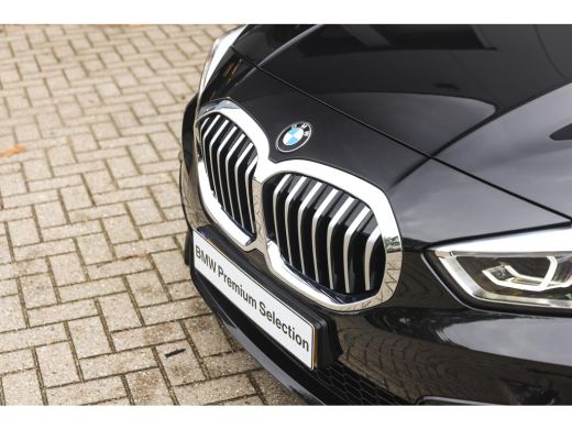 BMW 1 Serie 118i High Executive M Sport Automaat / Panoramadak / Achteruitrijcamera / Comfort Access / Adapti... ActivLease financial lease