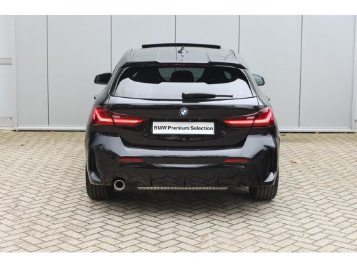 BMW 1 Serie 118i High Executive M Sport Automaat / Panoramadak / Achteruitrijcamera / Comfort Access / Adapti... ActivLease financial lease