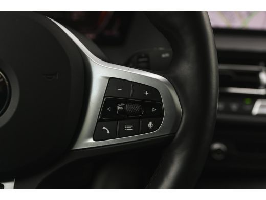 BMW 2 Serie 218i High Executive M Sport Automaat / Panoramadak / Sportstoelen / Achteruitrijcamera / Stuurver... ActivLease financial lease