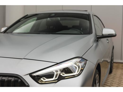 BMW 2 Serie 218i High Executive M Sport Automaat / Panoramadak / Sportstoelen / Achteruitrijcamera / Stuurver... ActivLease financial lease