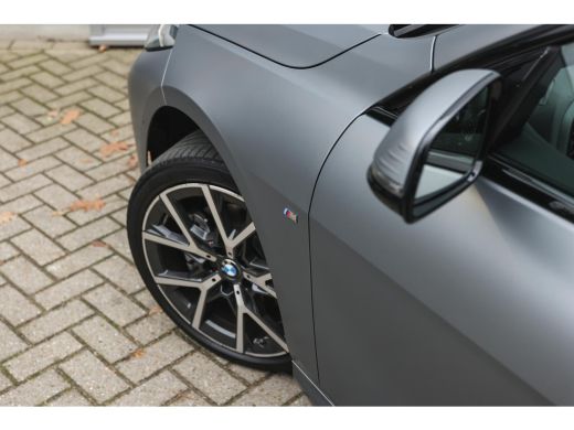 BMW 2 Serie 218i High Executive M Sport Automaat / Panoramadak / Sportstoelen / Achteruitrijcamera / Stuurver... ActivLease financial lease