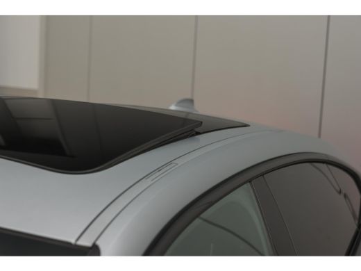 BMW 2 Serie 218i High Executive M Sport Automaat / Panoramadak / Sportstoelen / Achteruitrijcamera / Stuurver... ActivLease financial lease