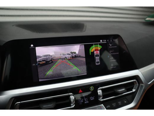 BMW 3 Serie M-Sport M Schaalstoelen / Dravit Grau / HiFi / Camera / ActivLease financial lease