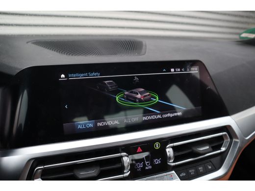 BMW 3 Serie M-Sport M Schaalstoelen / Dravit Grau / HiFi / Camera / ActivLease financial lease