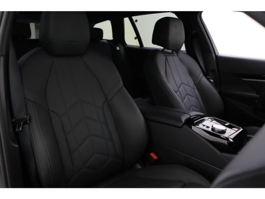 BMW 5 Serie Touring 530e M Sport Automaat / Trekhaak / Achteruitrijcamera / Comfort Access / Adaptieve LED / ... ActivLease financial lease