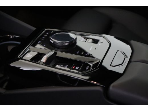 BMW 5 Serie Touring 530e M Sport Automaat / Trekhaak / Achteruitrijcamera / Comfort Access / Adaptieve LED / ... ActivLease financial lease