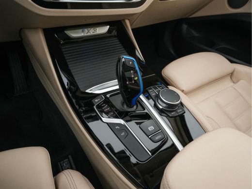 BMW iX3 High Executive 80 kWh [ 3-Fase ] {SOH-99%} (INCL-BTW) *PANO | HEAD-UP | ADAPTIVE-CRUISE | BLIND-S... ActivLease financial lease