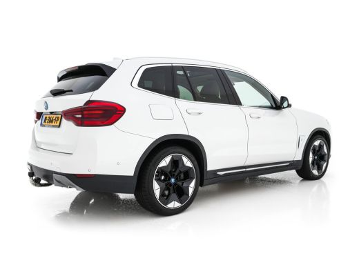 BMW iX3 High Executive 80 kWh [ 3-Fase ] {SOH-99%} (INCL-BTW) *PANO | HEAD-UP | ADAPTIVE-CRUISE | BLIND-S... ActivLease financial lease