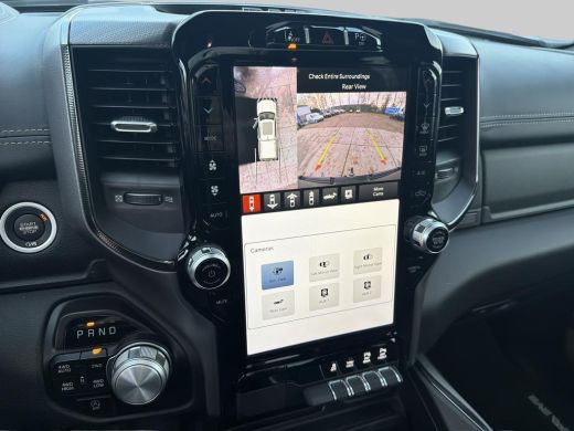 Dodge Ram 1500 1500 5.7 V8 4x4 Crew Cab Sport | Incl. Tonneau cover | Special striping| Wide boddy | Fuell velge... ActivLease financial lease