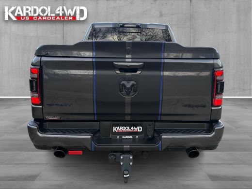 Dodge Ram 1500 1500 5.7 V8 4x4 Crew Cab Sport | Incl. Tonneau cover | Special striping| Wide boddy | Fuell velge... ActivLease financial lease