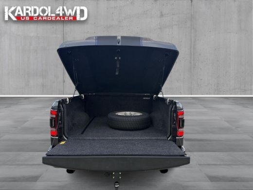 Dodge Ram 1500 1500 5.7 V8 4x4 Crew Cab Sport | Incl. Tonneau cover | Special striping| Wide boddy | Fuell velge... ActivLease financial lease