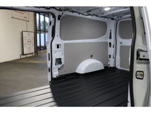 Ford E-Transit Custom 340 L2 H1 Limited 65 kWh 218pk 2x schuifdeur Led 360 Camera B&O ActivLease financial lease