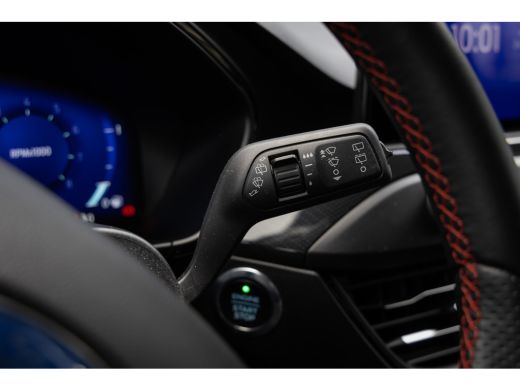 Ford Focus 1.0 EcoBoost Hybrid ST Line X Business | Trekhaak | Camera | Stoel/stuur/voorruit verwarming | Ap... ActivLease financial lease