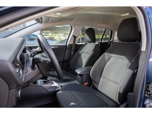 Ford Focus 1.0 EcoBoost Hybrid Titanium X Business | Camera | Cruise+Clima control | Apple Carplay/Android A... ActivLease financial lease