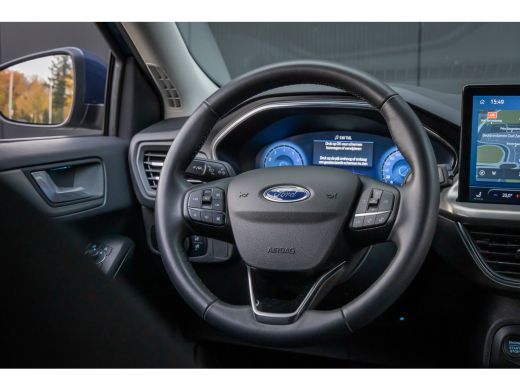 Ford Focus 1.0 E.B 125PK Hybrid Titanium X | Camera | B&O audio | AGR-stoel | Apple/Android auto | LED verli... ActivLease financial lease