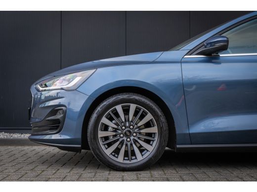 Ford Focus 1.0 E.B 125PK Hybrid Titanium X | Camera | B&O audio | AGR-stoel | Apple/Android auto | LED verli... ActivLease financial lease