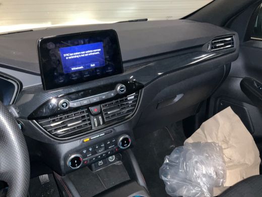 Ford Kuga 2.5 PHEV ST-Line | NL-AUTO! | 1 EIGENAAR! | CAMERA | APPLE CARPLAY & ANDROID AUTO | STANDKACHEL |... ActivLease financial lease