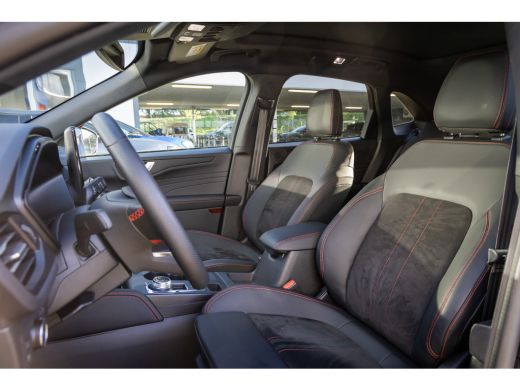 Ford Kuga 2.5 PHEV ST-Line X | Alle opties! | Trekhaak | Pano | 360 | Matrix Led | Adap cruise | | Apple Ca... ActivLease financial lease