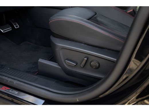 Ford Kuga 2.5 PHEV ST-Line X | Alle opties! | Trekhaak | Pano | 360 | Matrix Led | Adap cruise | | Apple Ca... ActivLease financial lease