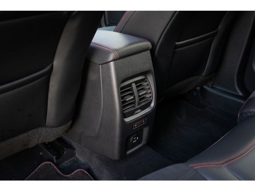 Ford Kuga 2.5 PHEV ST-Line X | Trekhaak | Adap Cruise | 360 camera | B&O | Winterpakket | Dodehoek detectie... ActivLease financial lease