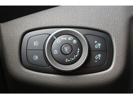 Ford Transit Connect 1.5 EcoBlue L2 Limited Automaat Airco Navigatie ActivLease financial lease