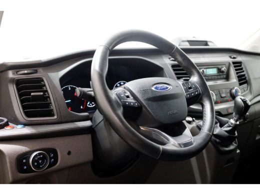 Ford Transit Custom 320 2.0 TDCI L2H1 Trend Airco Trekhaak 2800kg 03-2021 ActivLease financial lease