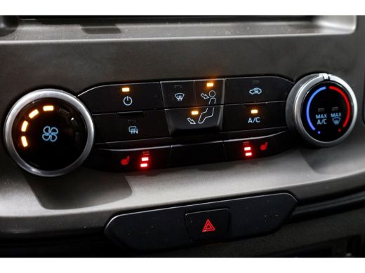 Ford Transit Custom 320 2.0 TDCI L2H1 Trend Airco Trekhaak 2800kg 03-2021 ActivLease financial lease