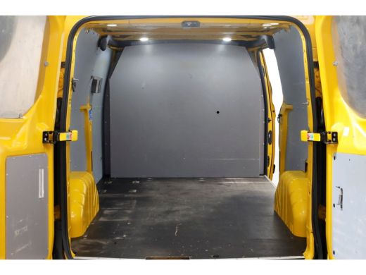 Ford Transit Custom 320 2.0 TDCI L2H1 Trend Airco Trekhaak 2800kg 03-2021 ActivLease financial lease