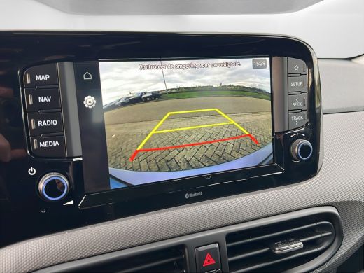 Hyundai i10 1.0 66pk Comfort Smart | LED | Airco | Carplay | Camera | Navigatie | Bluetooth | Cruisecontrol |... ActivLease financial lease