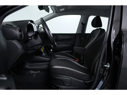 Hyundai i10 1.0 67pk Comfort Smart Airco | Cruise control | Camera | AppleCarplay | Digitaal dashboard | 1ste... ActivLease financial lease