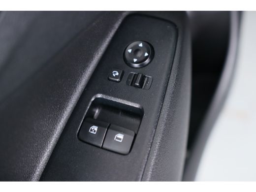 Hyundai i10 1.0 67pk Comfort Smart Airco | Cruise control | Camera | AppleCarplay | Digitaal dashboard | 1ste... ActivLease financial lease