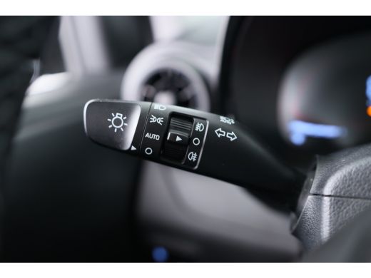 Hyundai i10 1.0 67pk Comfort Smart Airco | Cruise control | Camera | AppleCarplay | Digitaal dashboard | 1ste... ActivLease financial lease