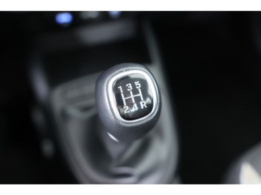 Hyundai i10 1.0 67pk Comfort Smart Airco | Cruise control | Camera | AppleCarplay | Digitaal dashboard | 1ste... ActivLease financial lease