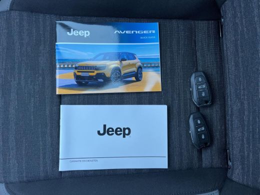 Jeep Avenger Longitude 54 kWh Climate | Cruise | Apple Carplay/Android Auto | DAB | LED | Apple Carplay/Androi... ActivLease financial lease