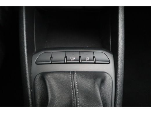 Kia Stonic 1.0 T-GDi DynamicLine Carplay / Android Auto / Camera / Cruise ActivLease financial lease