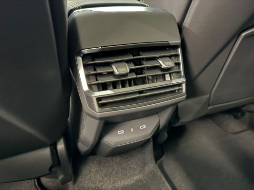 Lynk & Co 01 1.5 More | Alarmsysteem | Apple Carplay/Android Auto|telefoonintegratie premium | Audio installat... ActivLease financial lease