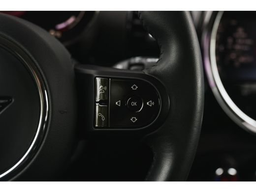 Mini Clubman Cooper Automaat / Achteruitrijcamera / Comfort Access / LED / Comfortstoelen / Stoelverwarming / ... ActivLease financial lease