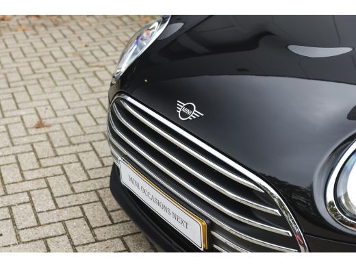 Mini Clubman Cooper Automaat / Achteruitrijcamera / Comfort Access / LED / Comfortstoelen / Stoelverwarming / ... ActivLease financial lease