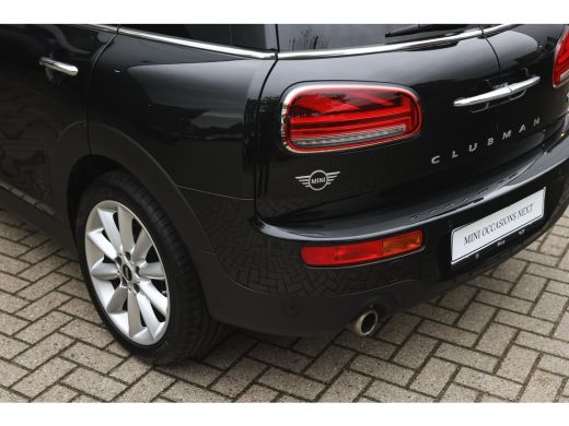 Mini Clubman Cooper Automaat / Achteruitrijcamera / Comfort Access / LED / Comfortstoelen / Stoelverwarming / ... ActivLease financial lease