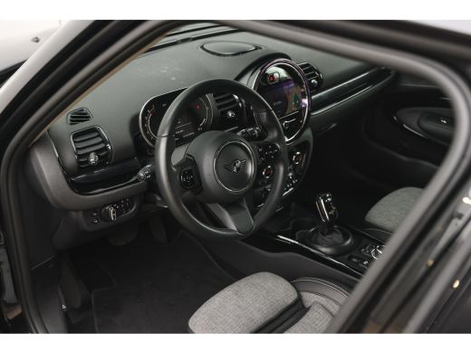 Mini Clubman Cooper Automaat / Achteruitrijcamera / Comfort Access / LED / Comfortstoelen / Stoelverwarming / ... ActivLease financial lease