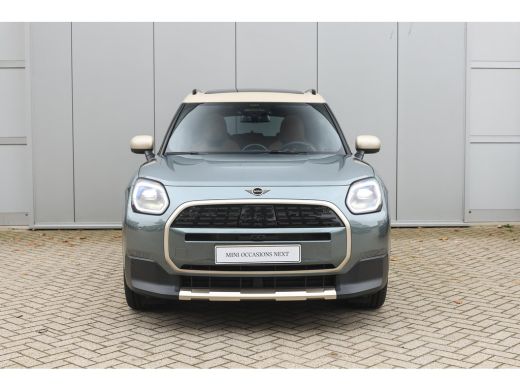 Mini Countryman E / Favoured Trim / Pakket XL / 18" Asteroid Spoke vibrant silver ActivLease financial lease