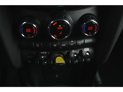 Mini Electric Classic / Sportstoelen / Achteruitrijcamera / LED / Airconditioning / Cruise Control / PDC ActivLease financial lease