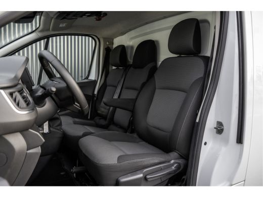 Nissan Primastar dCi | L2H1 | Automaat | LED | PDC | Cruise | Airco | Eco | Euro 6 ActivLease financial lease