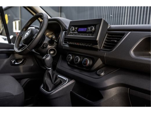 Nissan Primastar dCi | L2H1 | Automaat | LED | PDC | Cruise | Airco | Eco | Euro 6 ActivLease financial lease