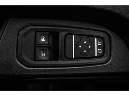 Nissan Primastar dCi | L2H1 | Automaat | LED | PDC | Cruise | Airco | Eco | Euro 6 ActivLease financial lease