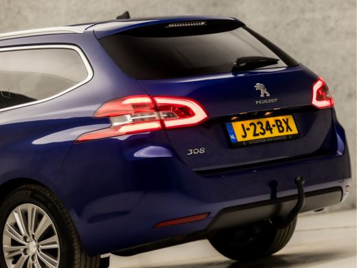 Peugeot 308 SW 1.2 PureTech Sport Automaat (PANORAMADAK, APPLE CARPLAY, GROOT NAVI, LEDER, 360 CAMERA, SPORTS... ActivLease financial lease